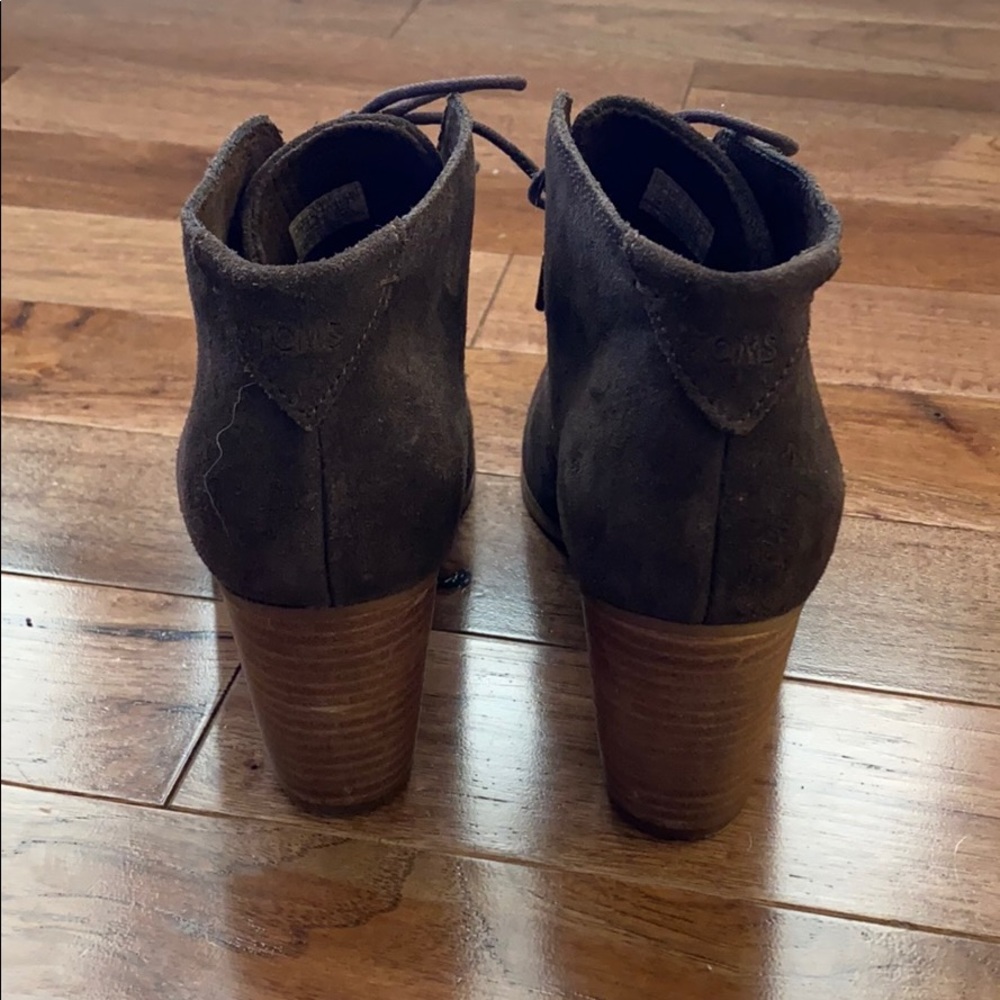 Toms Brown Booties - Picture 3 of 8